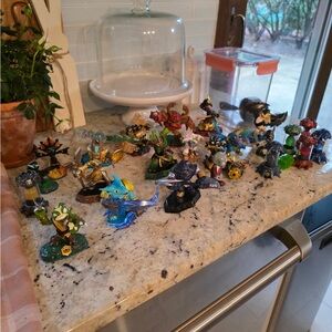 Assorted Skylanders Figure Lot - Multicolor
